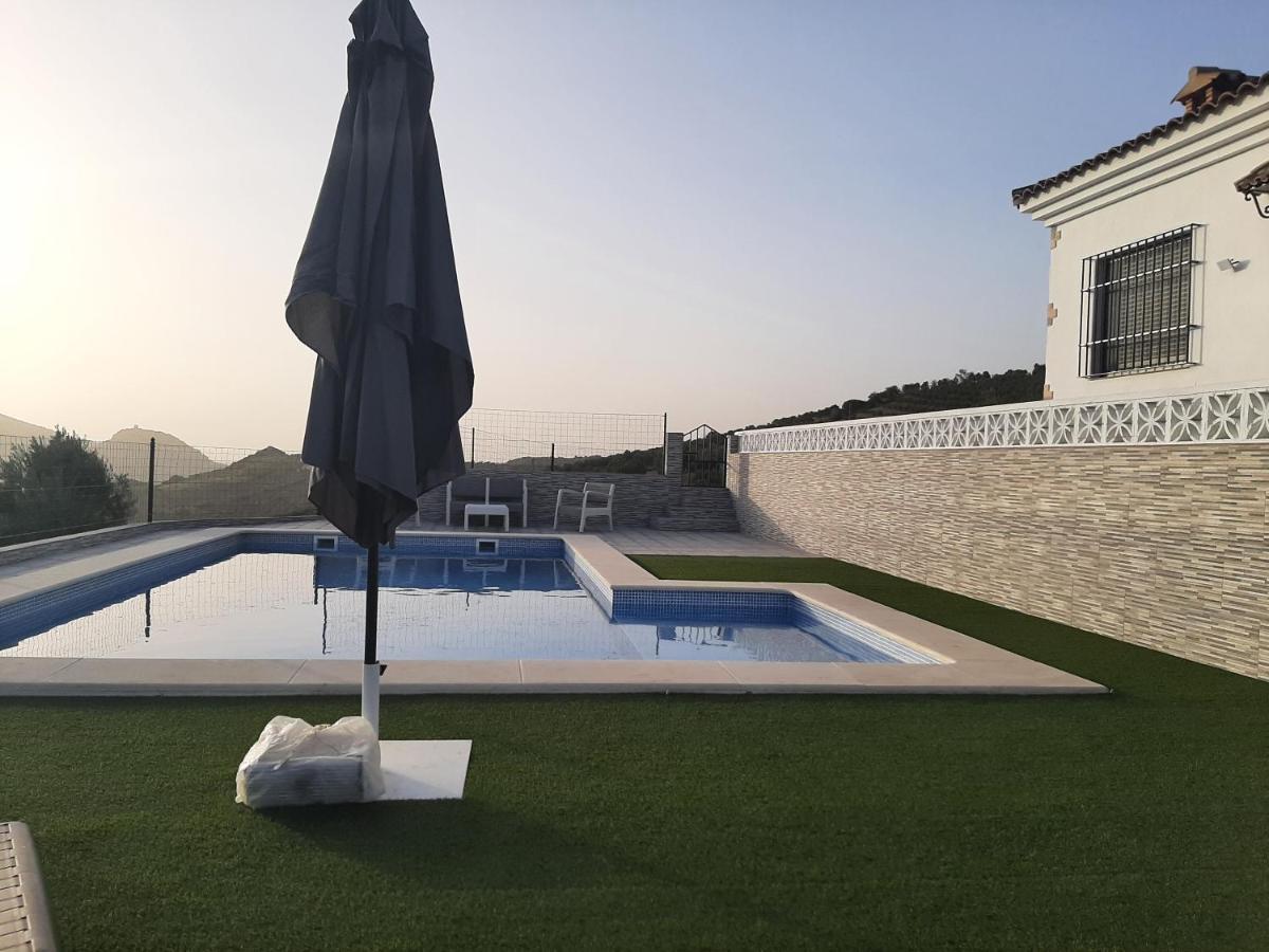 Vivienda Rural Villa Madrid Alcazar เอลกัสตอร์ ภายนอก รูปภาพ