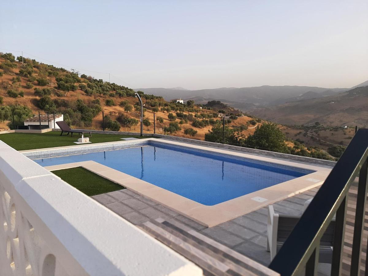 Vivienda Rural Villa Madrid Alcazar เอลกัสตอร์ ภายนอก รูปภาพ